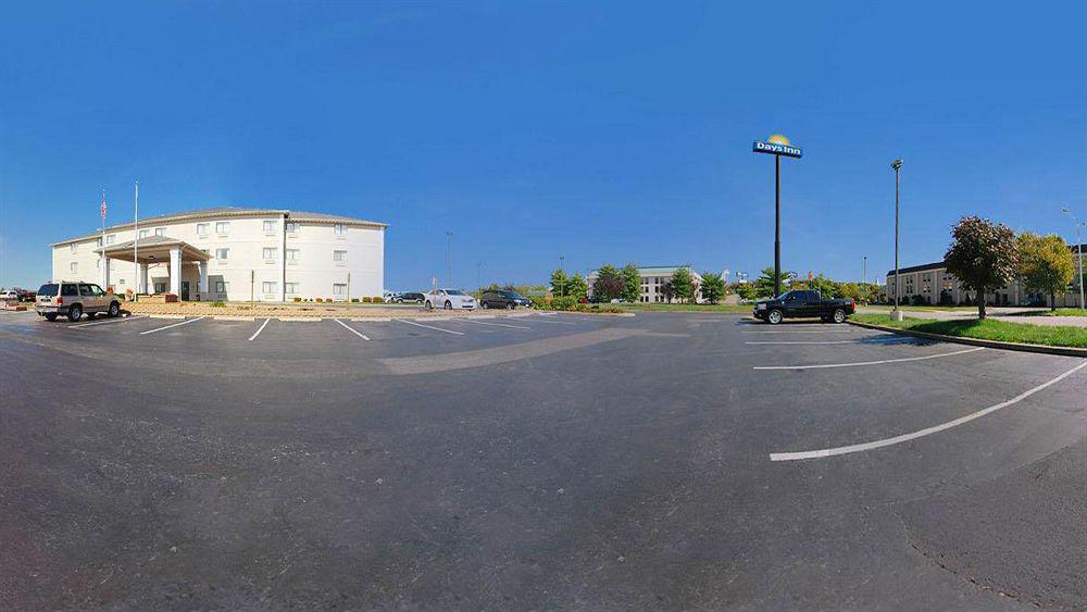 科林斯维尔戴斯酒店 外观 照片